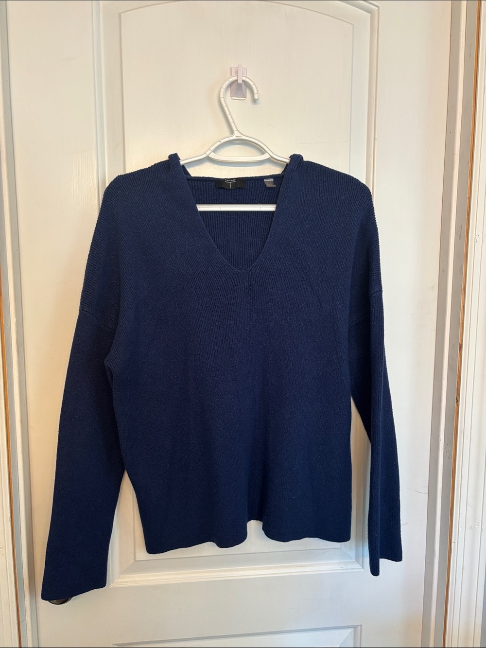 Hooded V-Neck Sweater in Deep Navy